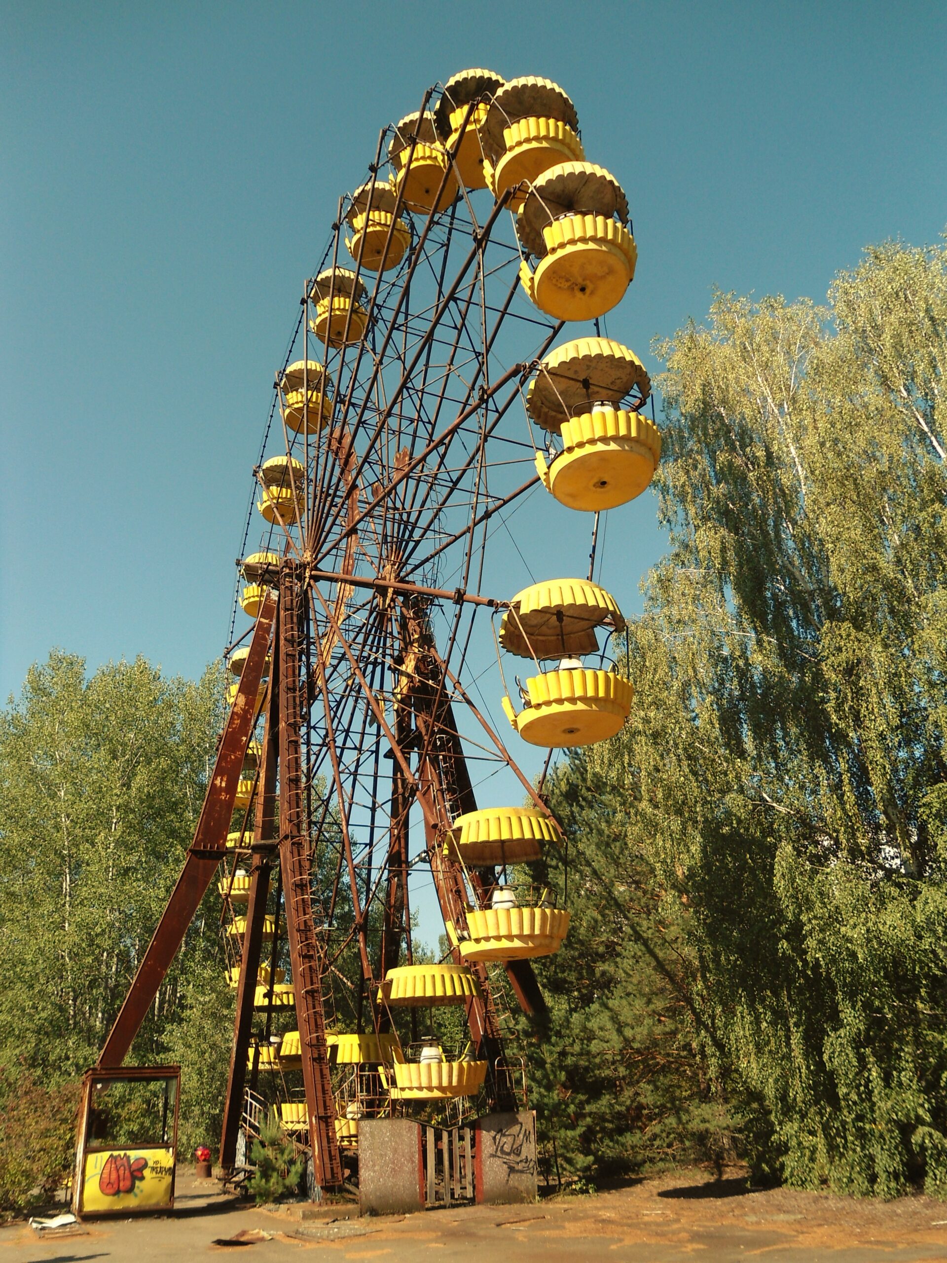 Ruota panoramica del parco divertimenti