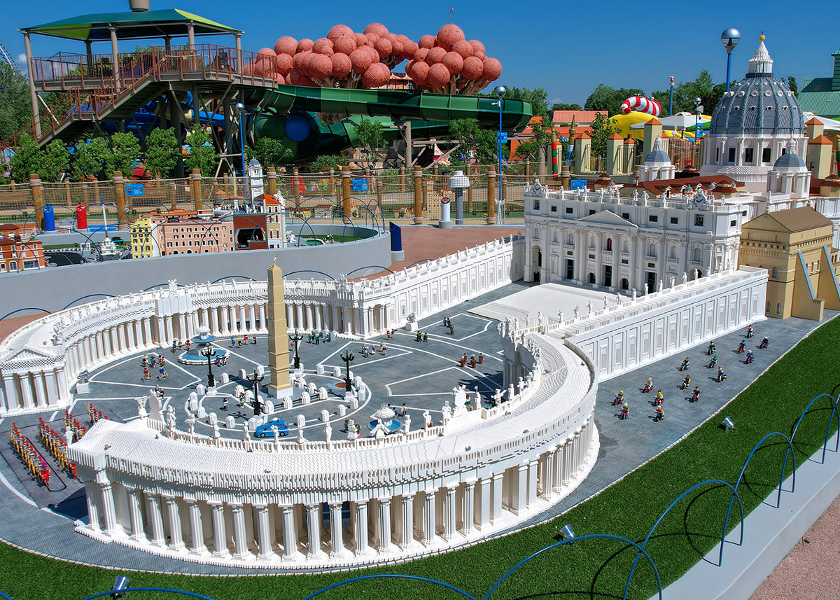 miniland-lego-gardaland-riproduzione-vaticano