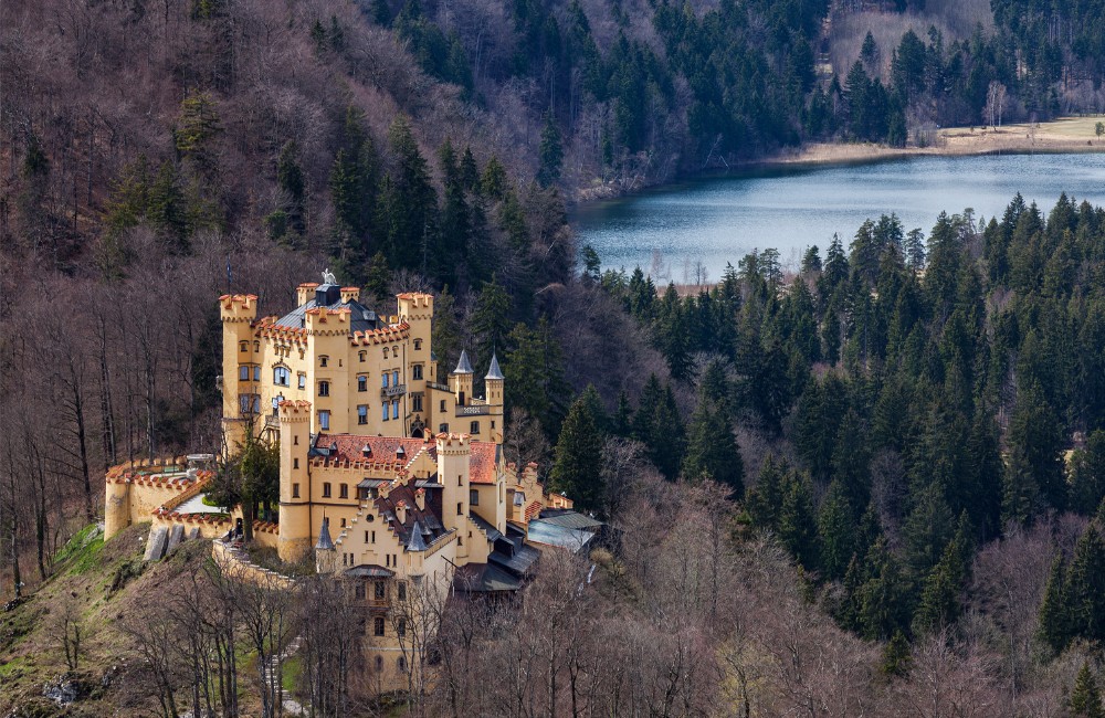 Castello di Hohenschwangau e vista lago